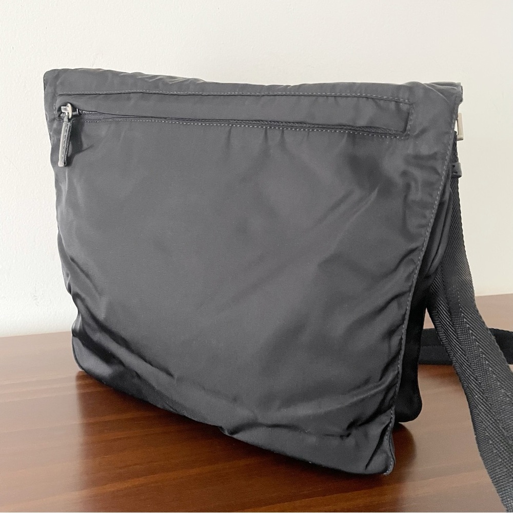 Prada unisex black nylon triangle logo pockets crossbody bag - Picture 3 of 11
